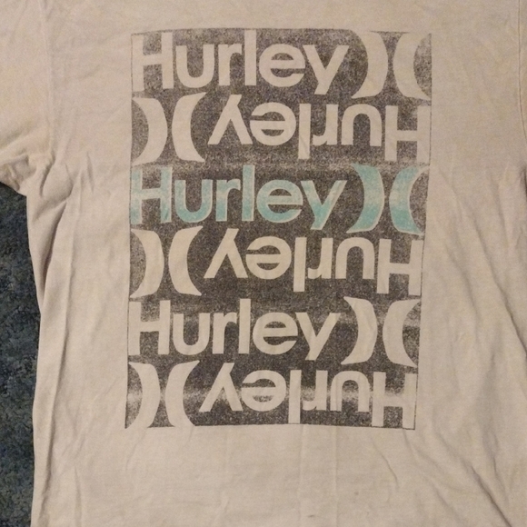 Hurley White Short Sleeve Tee Casual Shirt​ - Picture 2 of 4